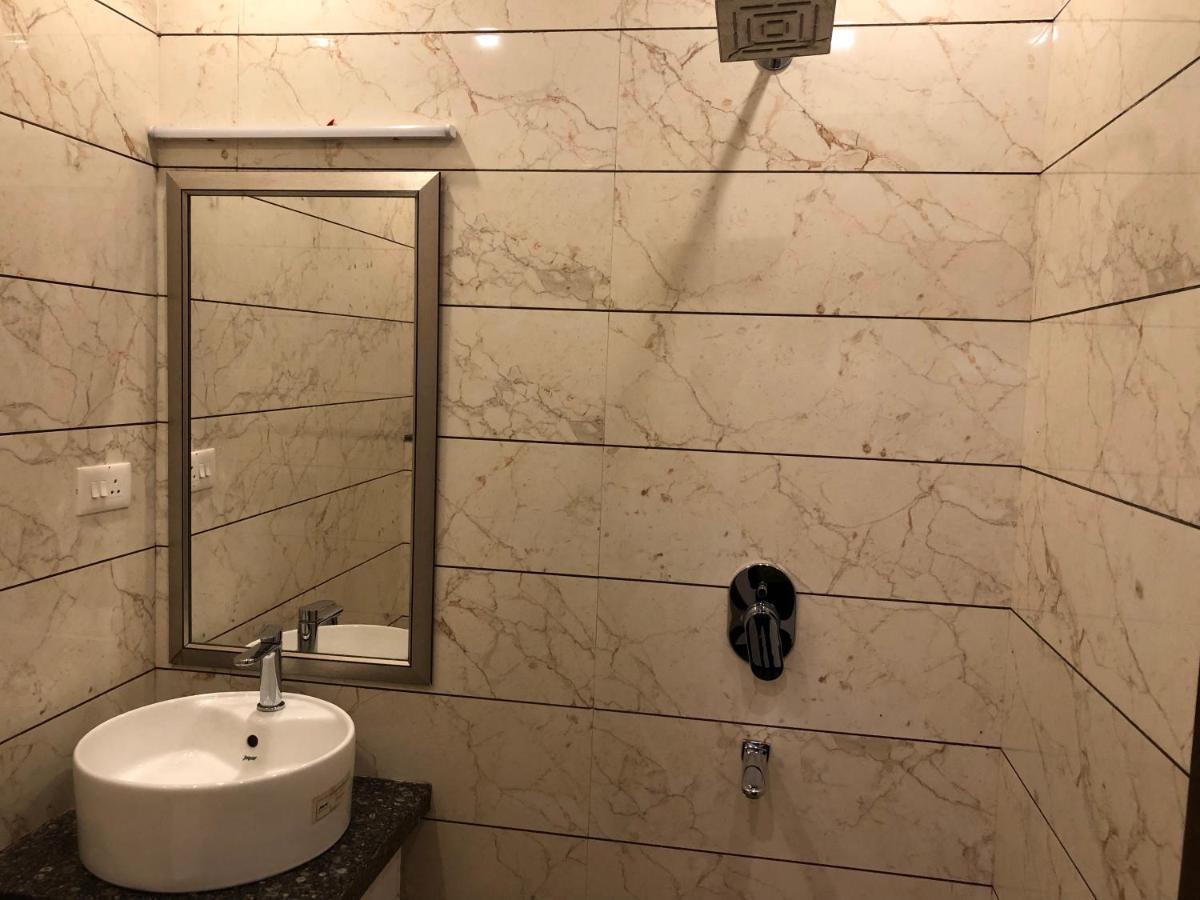 Motimahal Inn Haldwāni Kültér fotó
