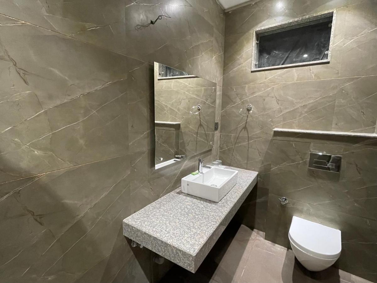 Motimahal Inn Haldwāni Kültér fotó